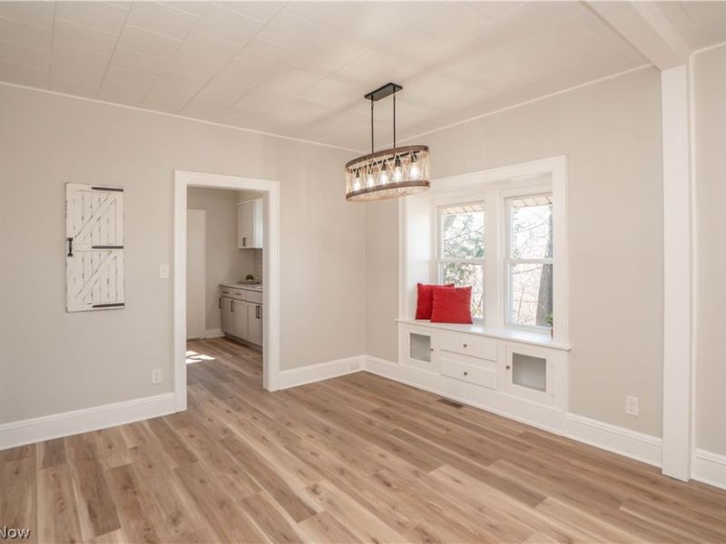 16 E Catawba Avenue, Akron, OH 44301 Photo 8