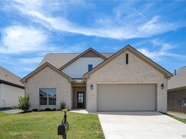 12644 White Pine Drive, Northport, AL 35475