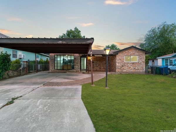 1638 W Ashby, San Antonio, TX 78201