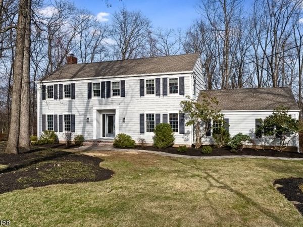 56 Countrywood Dr, Hanover, NJ 07950