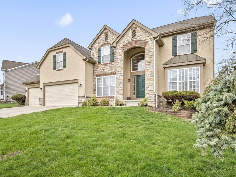 2659 Roe Drive, Lewis Center, OH 43035 Photo 1