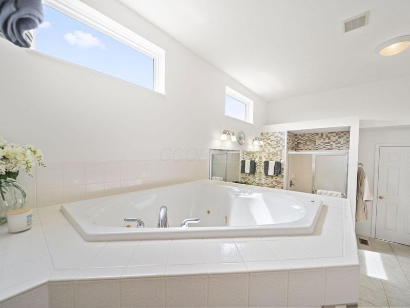 2659 Roe Drive, Lewis Center, OH 43035 Photo 34