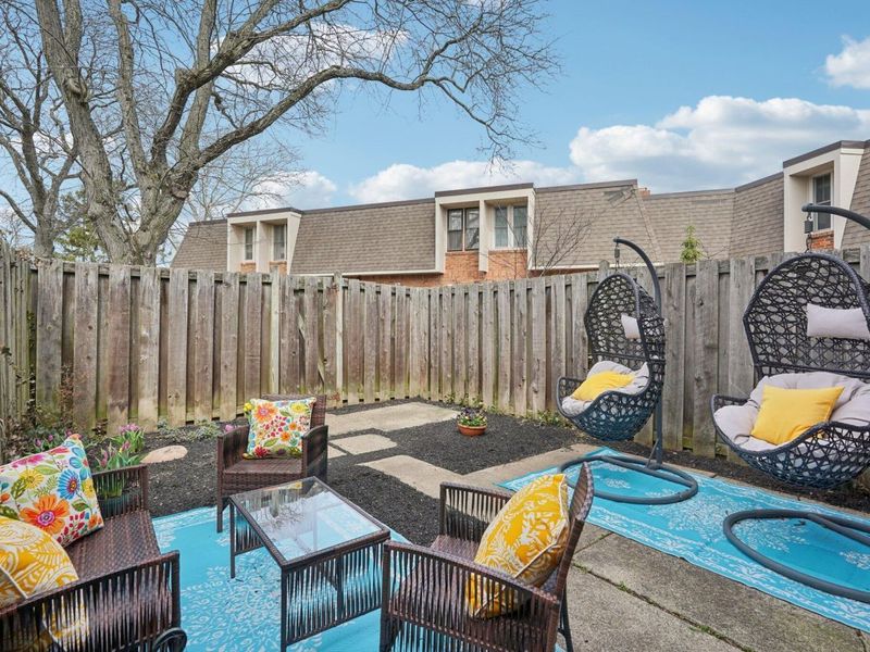 1605 Lafayette Drive, Columbus, OH 43220 Photo 11