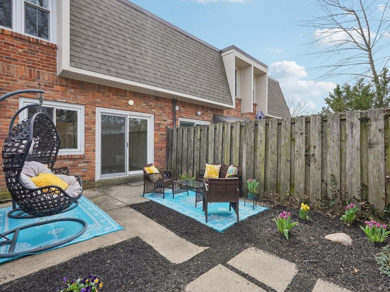 1605 Lafayette Drive, Columbus, OH 43220 Photo 12