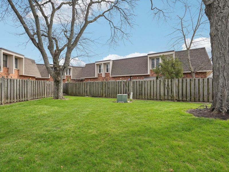 1605 Lafayette Drive, Columbus, OH 43220 Photo 22