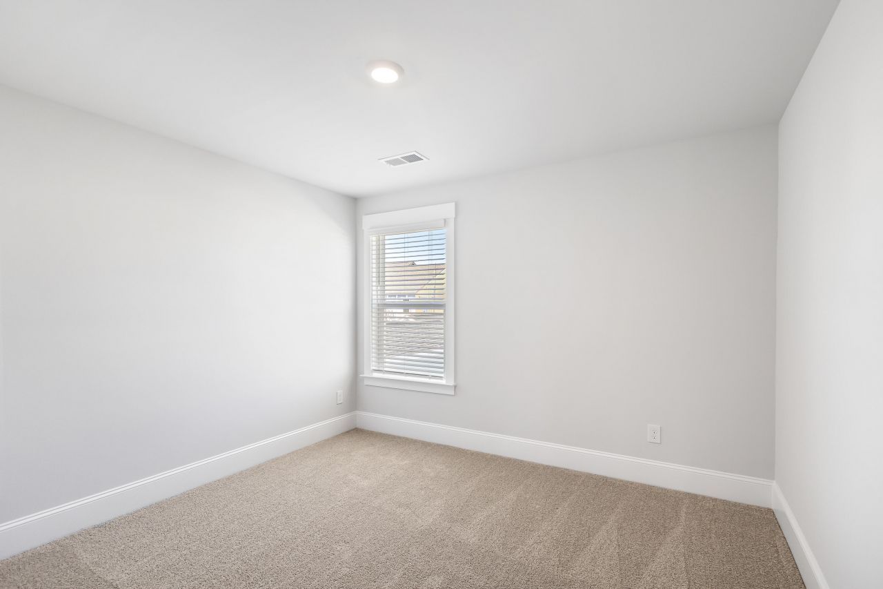 824 Castle Hill Drive Photo 28