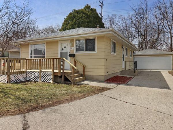 3900 11th AVENUE, Kenosha, WI 53140