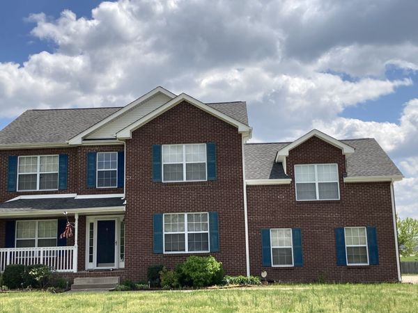 2566 Leprechaun Ln , Clarksville, TN 37042