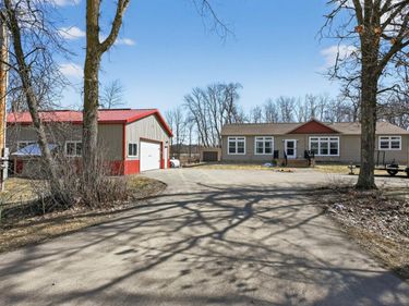 13242 Falcon Drive, Osakis, MN 56360