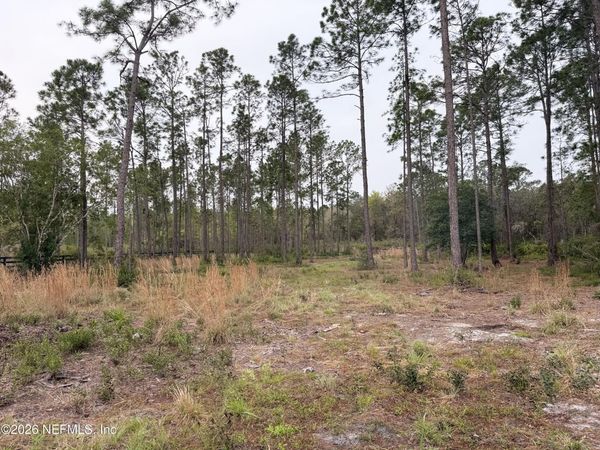 519 5TH Street, Satsuma, FL 32189