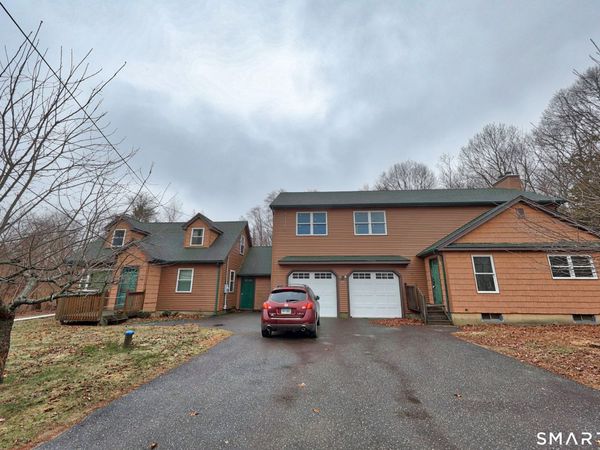 76 Clark Hill , Prospect, CT 06712