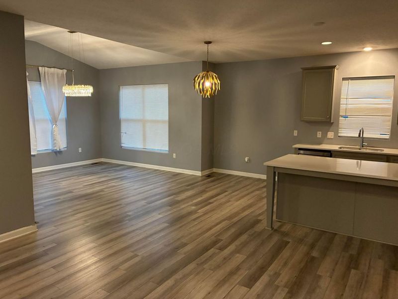 7081 Bradbury Drive, Sunbury, OH 43074 Photo 9