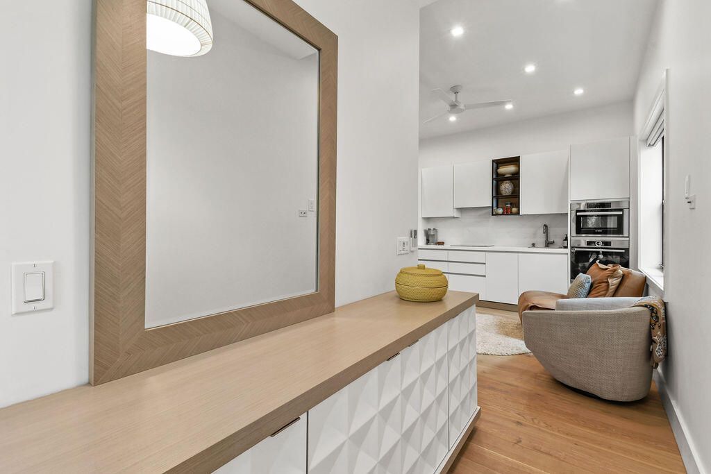 226 Oleander Avenue, Unit 3, Palm Beach, FL 33480 Photo