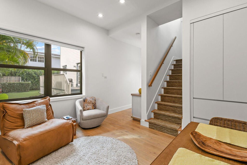 226 Oleander Avenue, Unit 3, Palm Beach, FL 33480 Photo