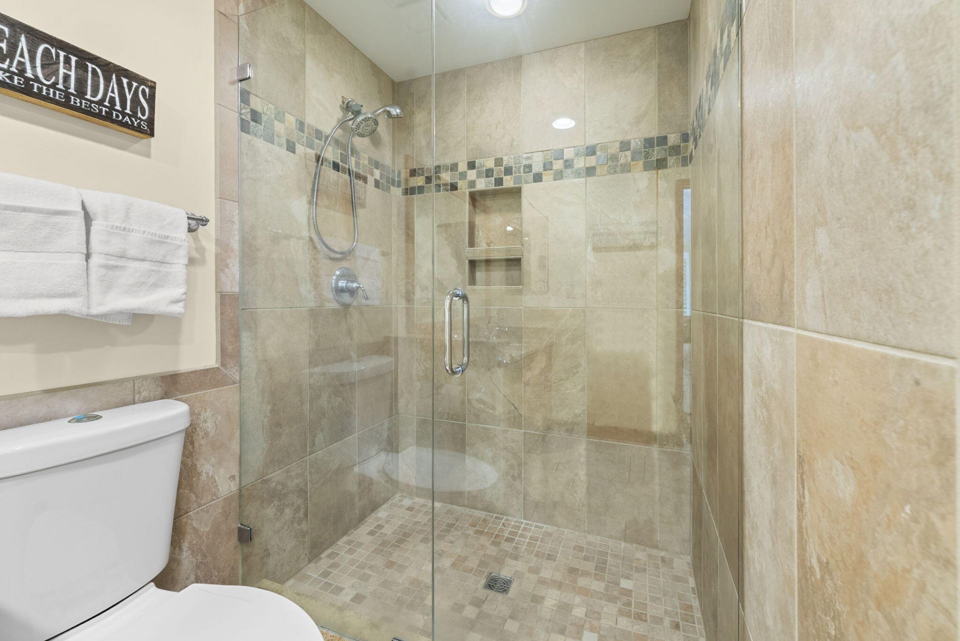 5110 Sea Forest Drive Photo 19