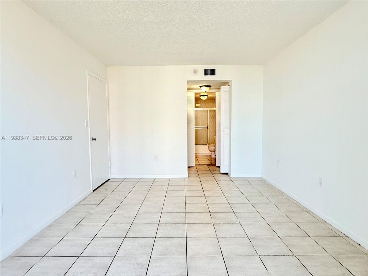 1300 NE Miami Gardens Dr , Unit 804E, Miami, FL 33179 Photo