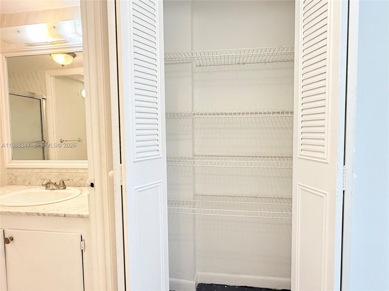 1300 NE Miami Gardens Dr , Unit 804E, Miami, FL 33179 Photo