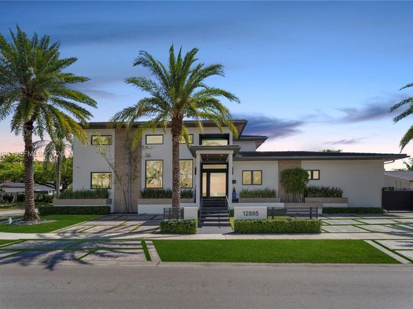 12885 N Bayshore Dr, North Miami, FL 33181