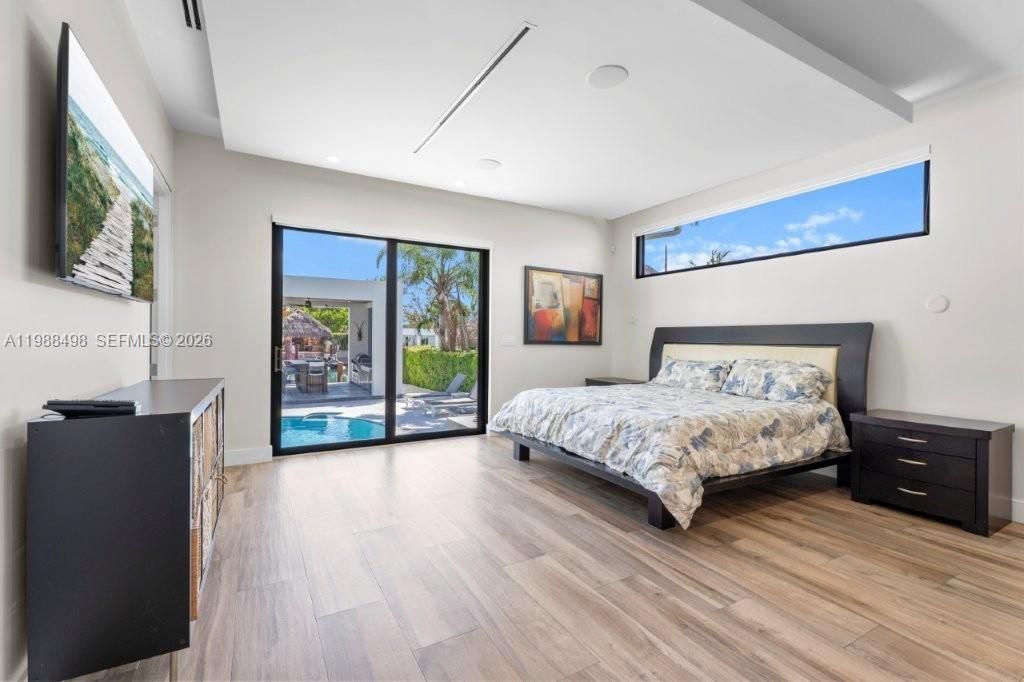 12885 N Bayshore Dr, North Miami, FL 33181 Photo