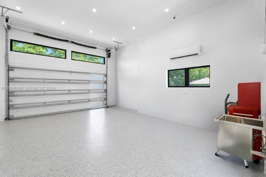 12885 N Bayshore Dr, North Miami, FL 33181 Photo