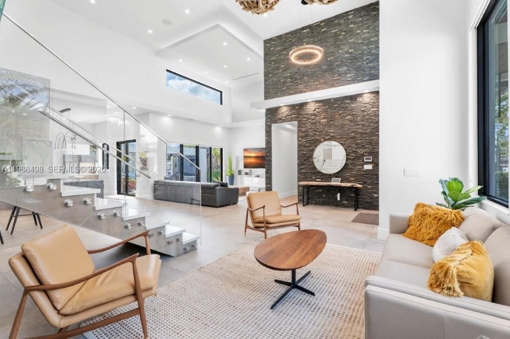 12885 N Bayshore Dr, North Miami, FL 33181 Photo