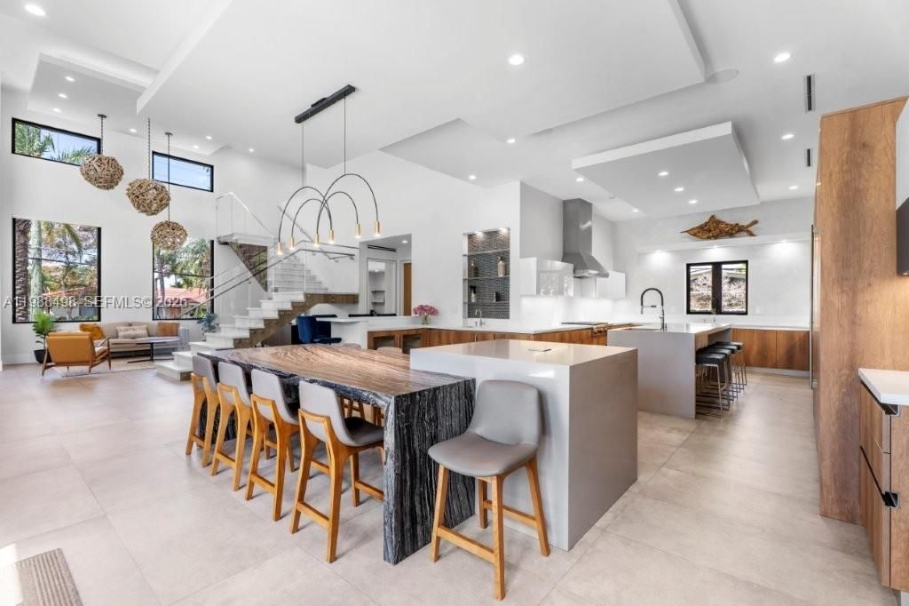 12885 N Bayshore Dr, North Miami, FL 33181 Photo