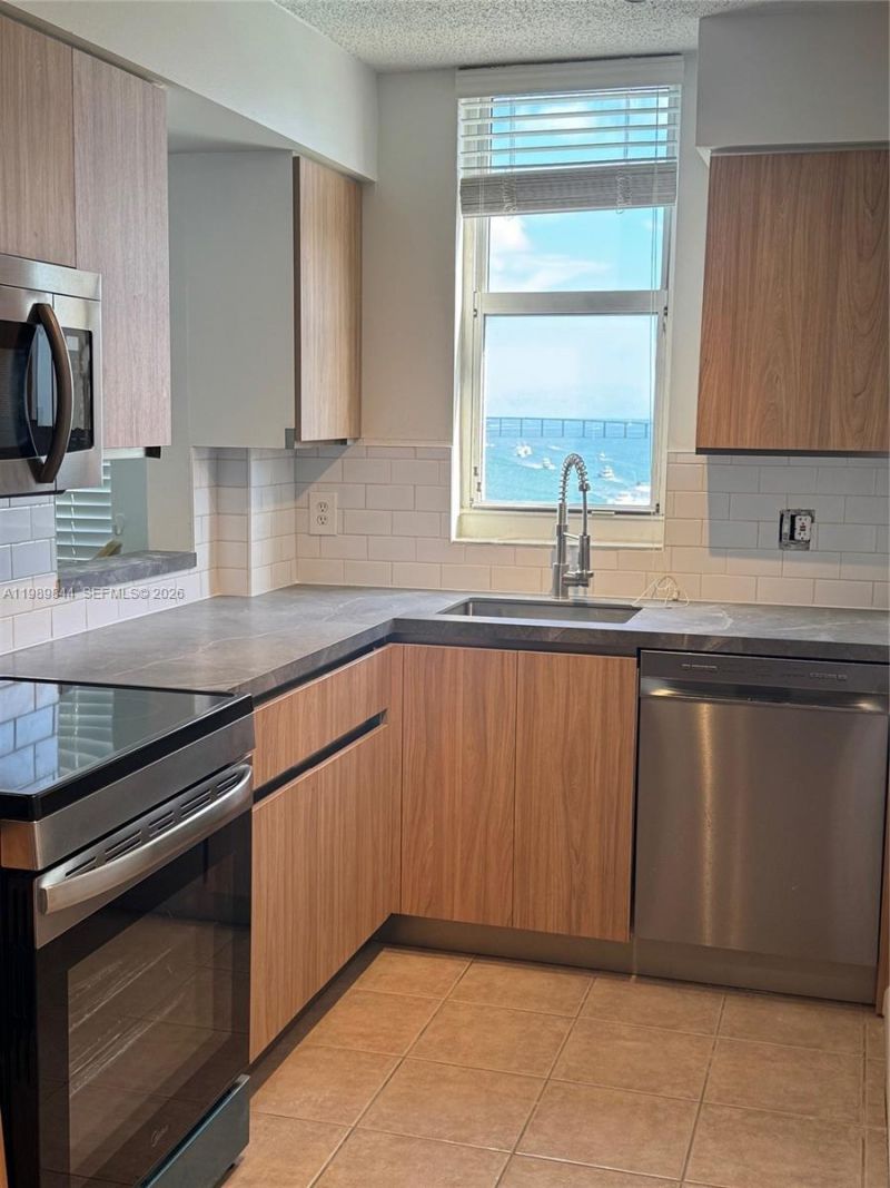 770 Claughton Island Dr, Unit 1216, Miami, FL 33131 Photo