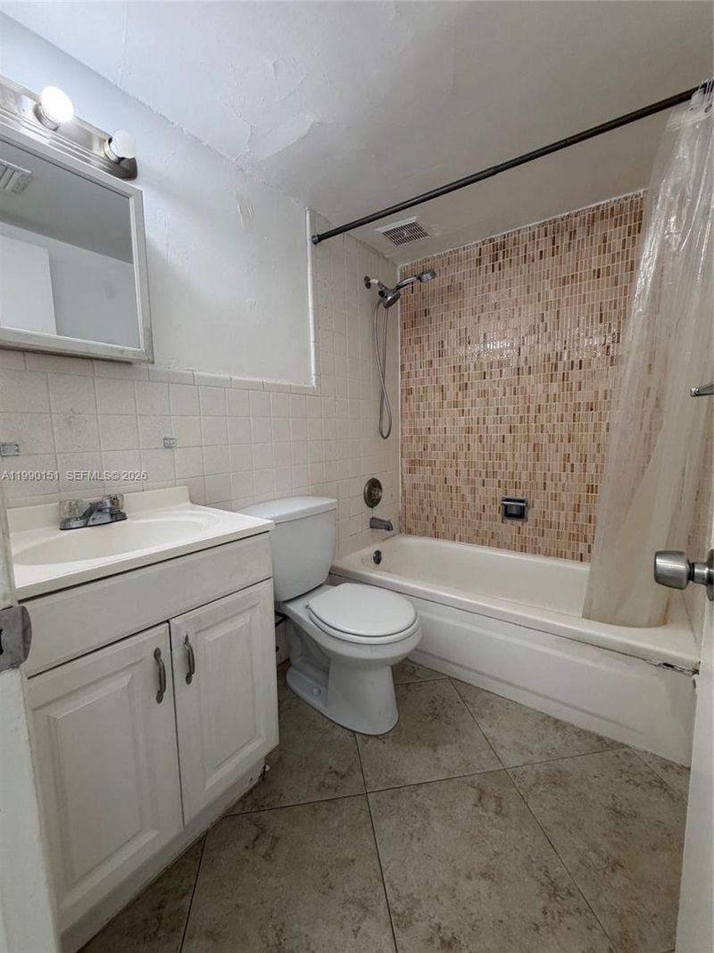 7917 West Dr, Unit 28, North Bay Village, FL 33141 Photo