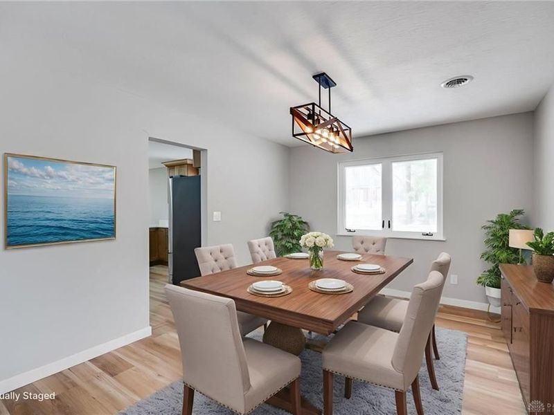 955 Oak Dale Drive, Xenia, OH 45385 Photo 3