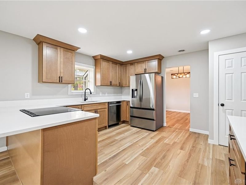 955 Oak Dale Drive, Xenia, OH 45385 Photo 6