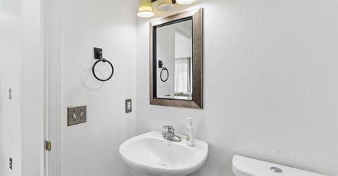 2960 Ottumwa Dr, Sacramento, CA 95835 Photo