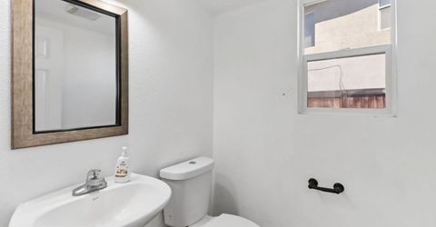 2960 Ottumwa Dr, Sacramento, CA 95835 Photo