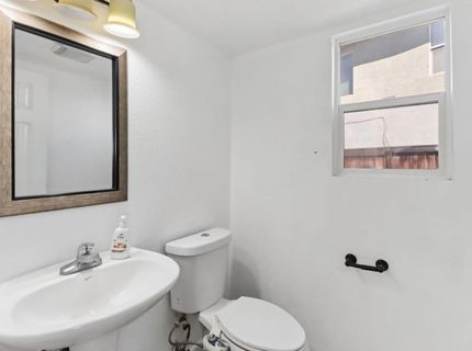 2960 Ottumwa Dr, Sacramento, CA 95835 Photo