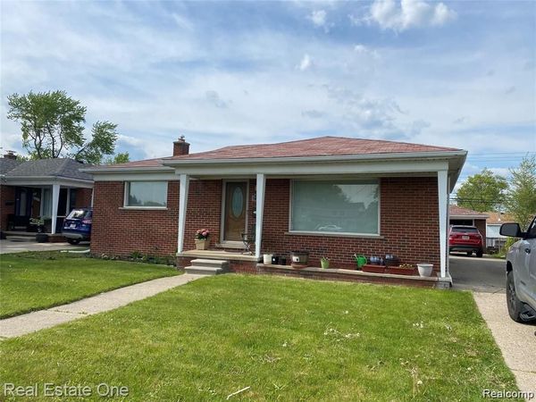 27014 Ford Road, Dearborn Heights, MI 48127