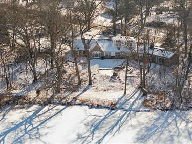 4300 W BACON Road, Hillsdale Twp, MI 49242