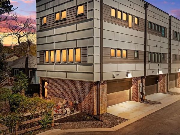 609 King Arnold Street, Atlanta, GA 30354