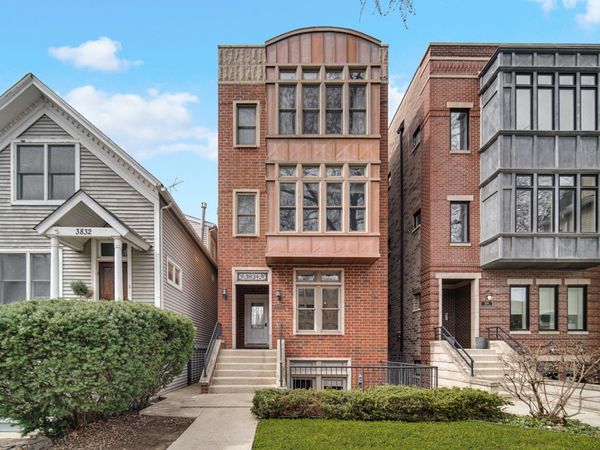3834 N JANSSEN Avenue , Unit 3, Chicago, IL 60613