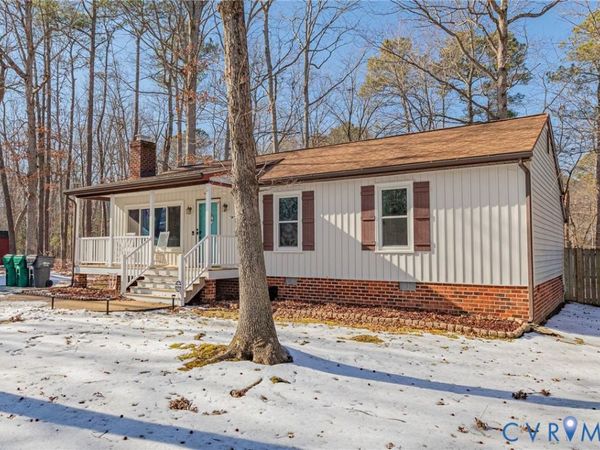 107 Five Oaks Lane , Ashland, VA 23005