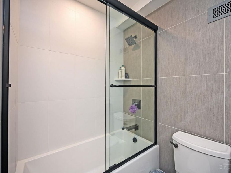 2200 Victory Parkway, Unit 2002, Cincinnati, OH 45206 Photo 42