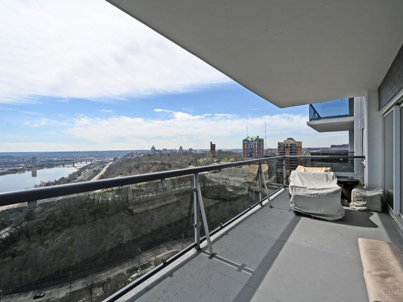 2200 Victory Parkway, Unit 2002, Cincinnati, OH 45206 Photo 46