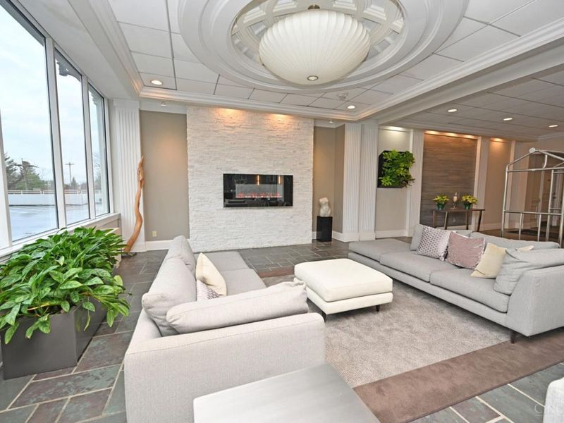 2200 Victory Parkway, Unit 2002, Cincinnati, OH 45206 Photo 5