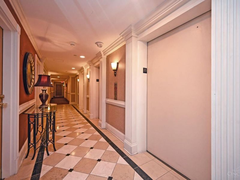 2200 Victory Parkway, Unit 2002, Cincinnati, OH 45206 Photo 6