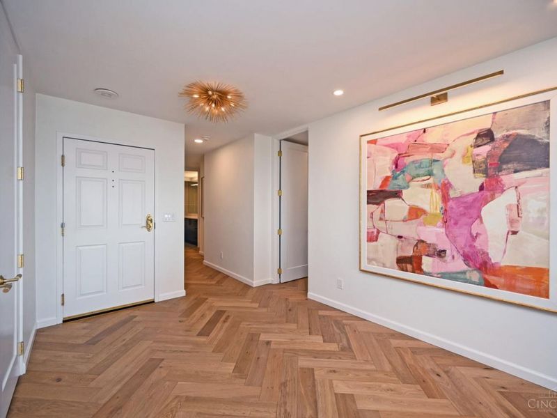 2200 Victory Parkway, Unit 2002, Cincinnati, OH 45206 Photo 8