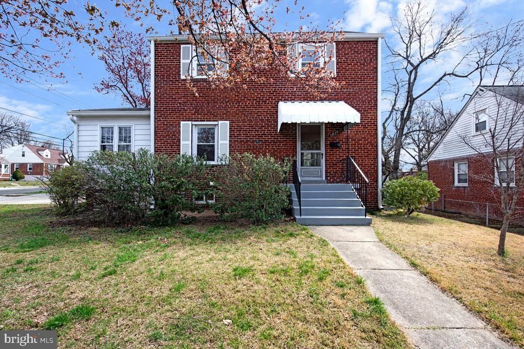 5839 33rd Avenue, Hyattsville, MD 20782 Main Photo