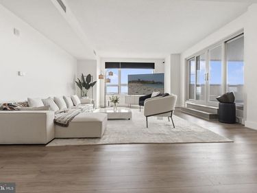 717 S CHRIS COLUMBUS BOULEVARD, Unit 1102, PHILADELPHIA, PA 19147