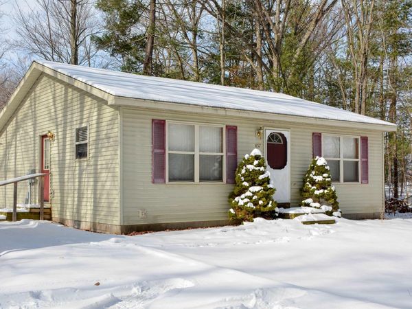 857 Maryjo Drive, Traverse City, MI 49686