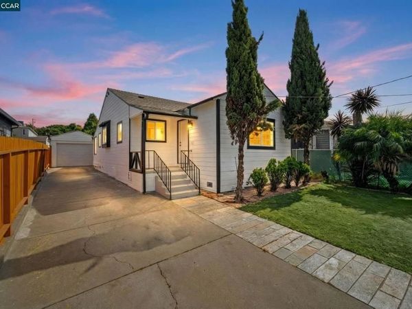 9814 Springfield St, Oakland, CA 94603