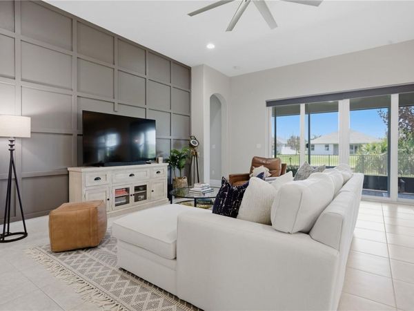 1650 SEGOVIA CIRCLE, VERO BEACH, FL 32966