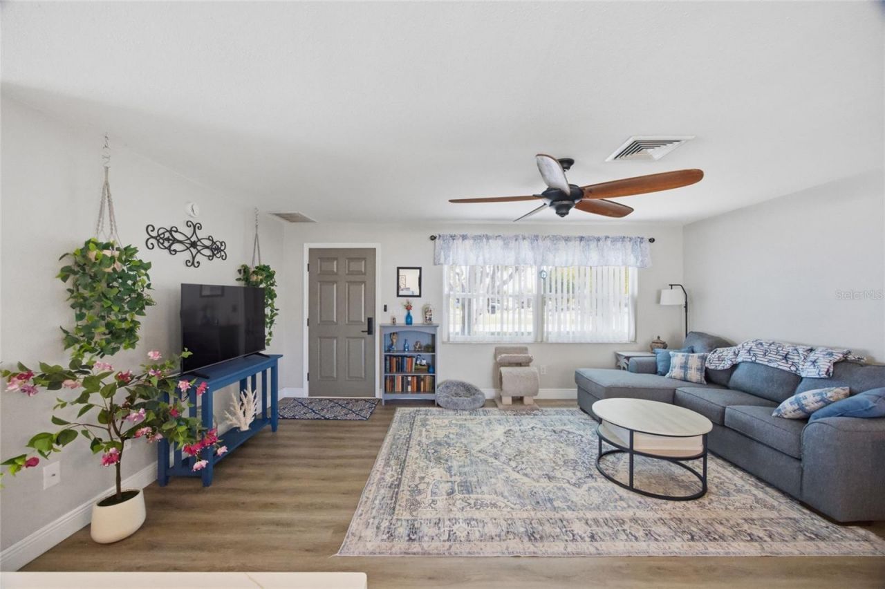 2190 Scotland Drive , Clearwater, FL 33763 Photo