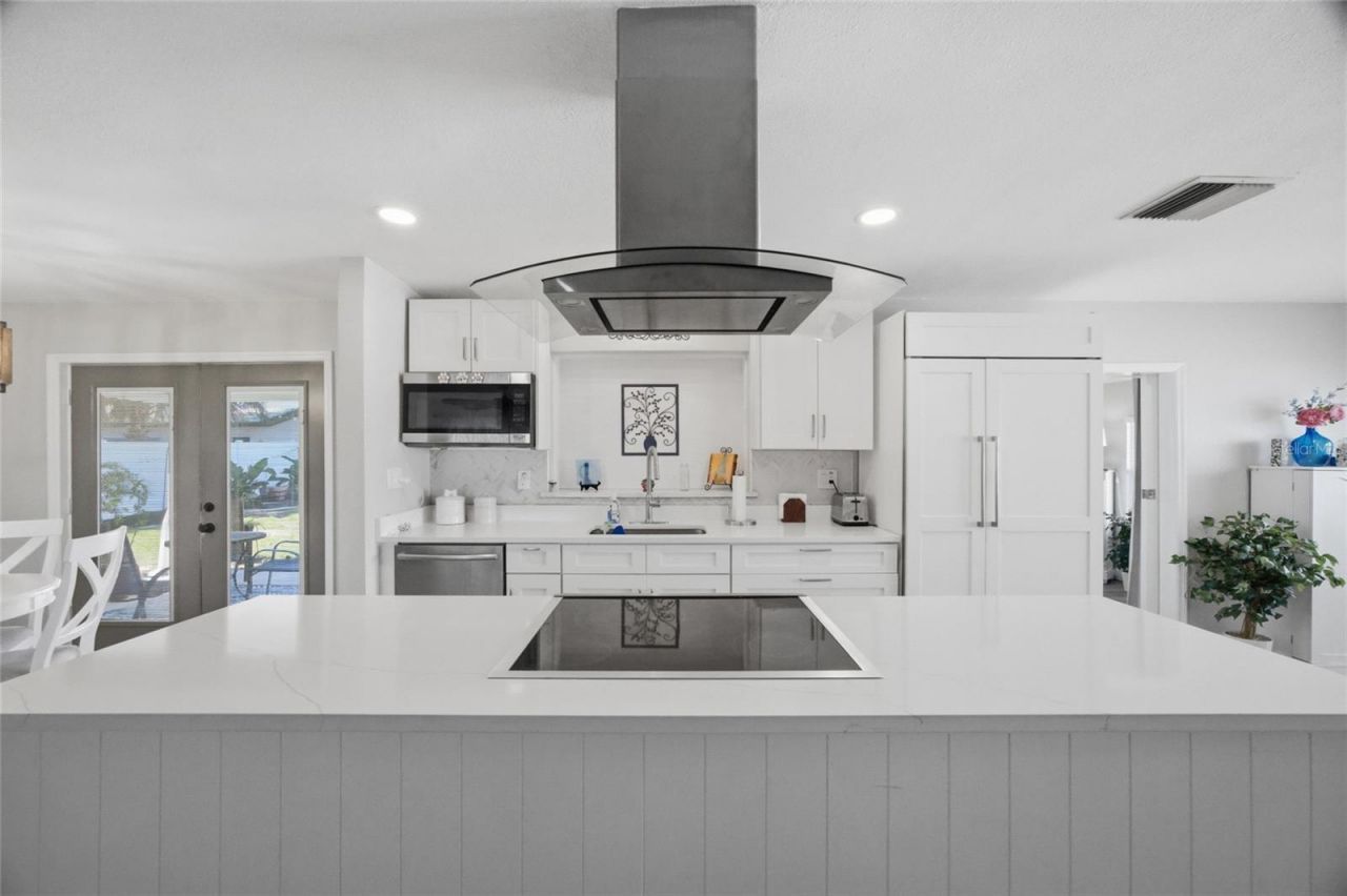 2190 Scotland Drive , Clearwater, FL 33763 Photo